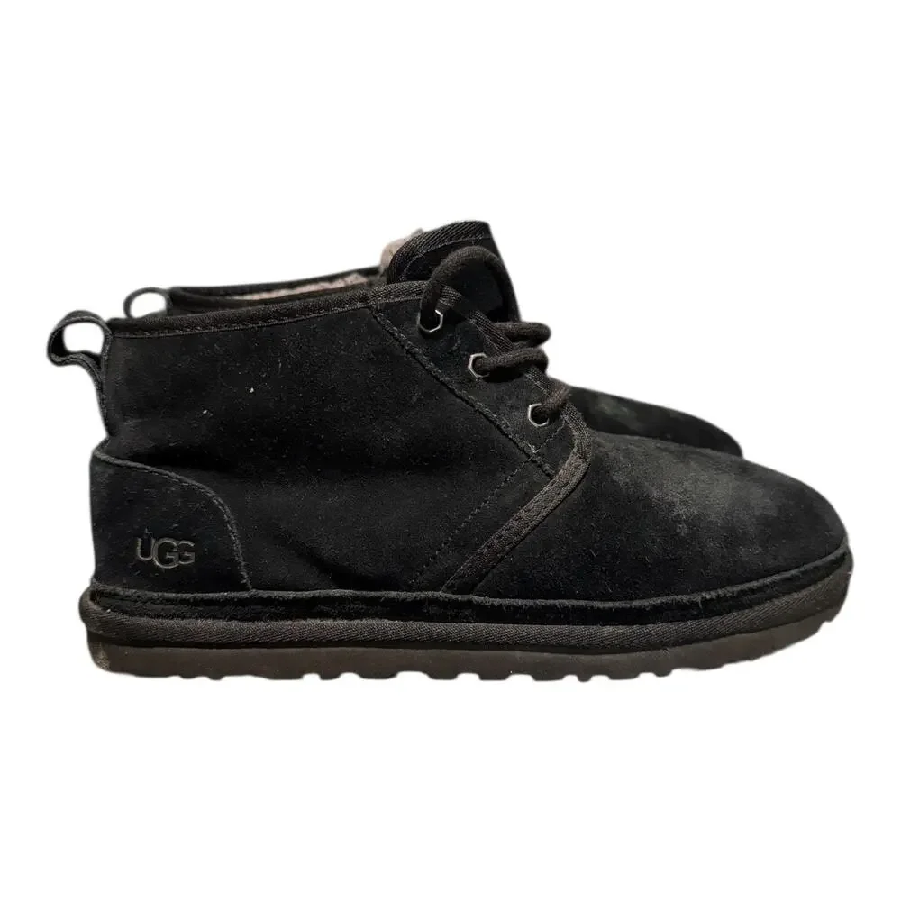 UGG Neumel Boots Men’s Size 9 Black Suede Sheepskin Chukka Ankle - Picture 2 of 9